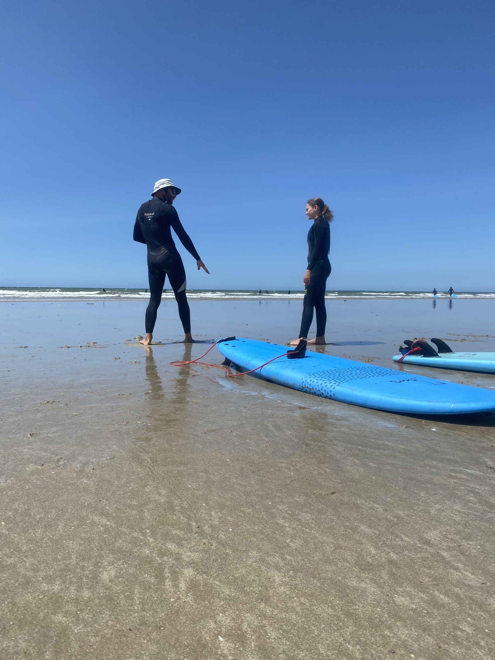 école de surf plouharnel, leçon de surf plouharnel, apprentissage du surf à plouharnel, école de surf dans le morbihan, école de surf quiberon, école de surf plage du mentor, surf morbihan, surf quiberon, surf plouharnel, surfer à plouharnel, surf bretagne,